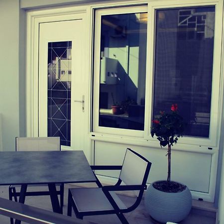 Luxury Apartments Near To The Beach 플라키아스 외부 사진