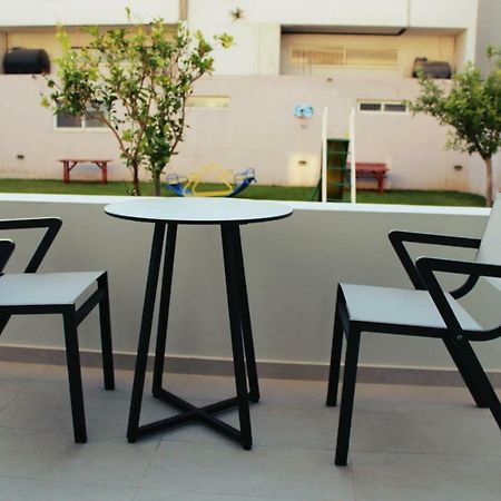 Luxury Apartments Near To The Beach 플라키아스 외부 사진