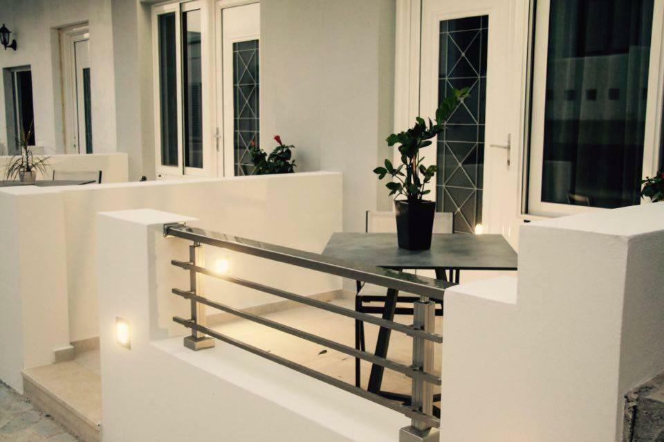 Luxury Apartments Near To The Beach 플라키아스 외부 사진