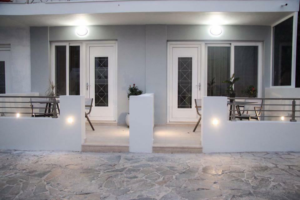 Luxury Apartments Near To The Beach 플라키아스 외부 사진
