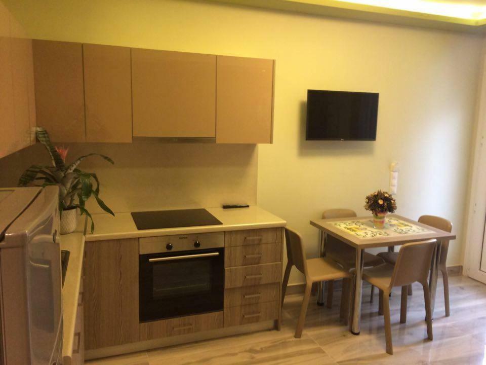Luxury Apartments Near To The Beach 플라키아스 외부 사진