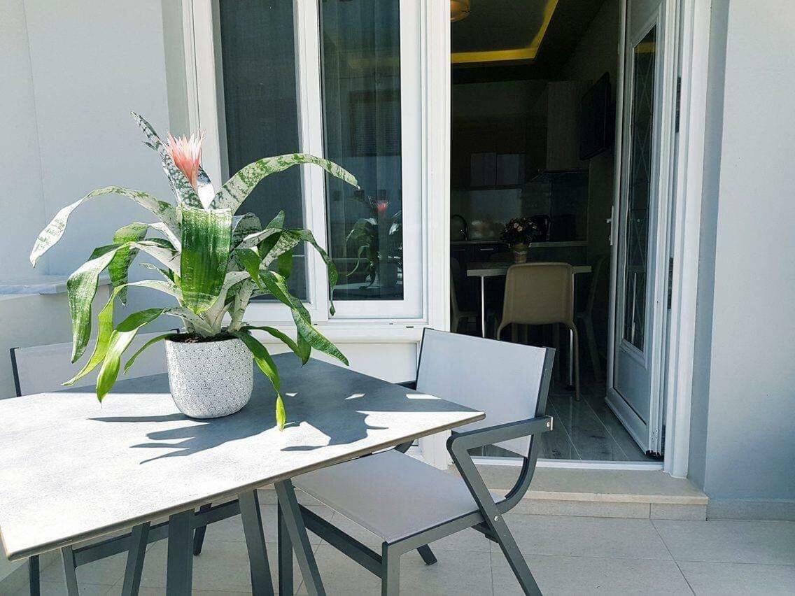 Luxury Apartments Near To The Beach 플라키아스 외부 사진