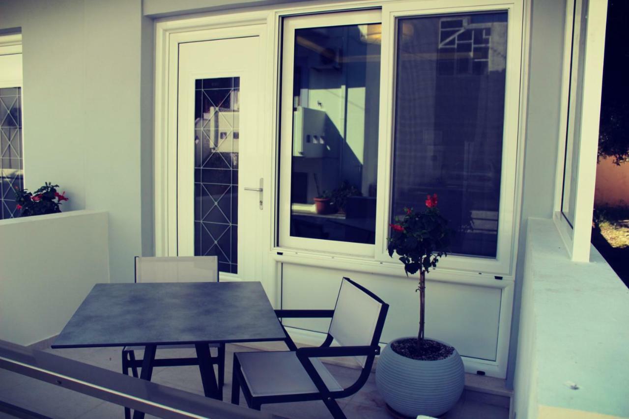 Luxury Apartments Near To The Beach 플라키아스 외부 사진